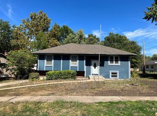1114 SE 2nd Ter, Lees Summit, MO 64063