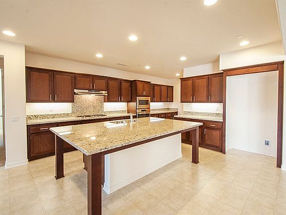 4th image of 35280 Mahogany Glen Dr