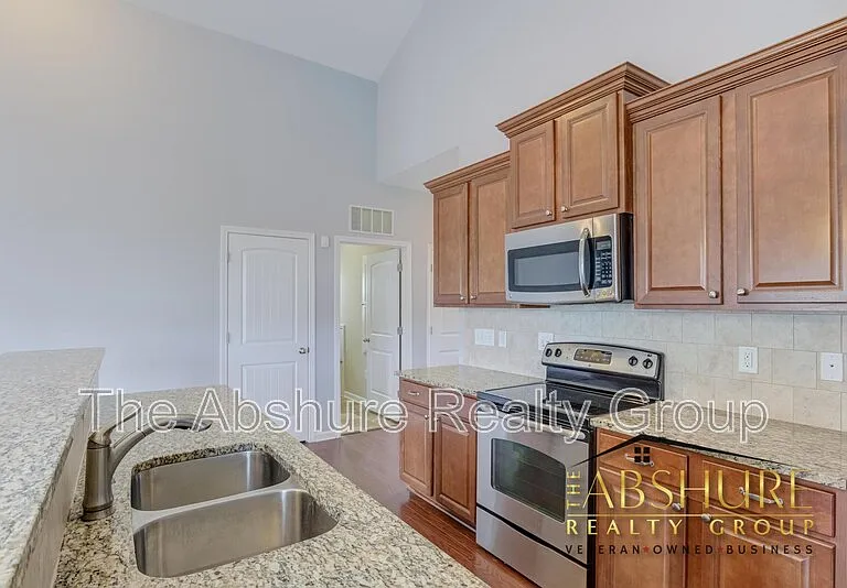 535 Smithridge Way — Photo 8