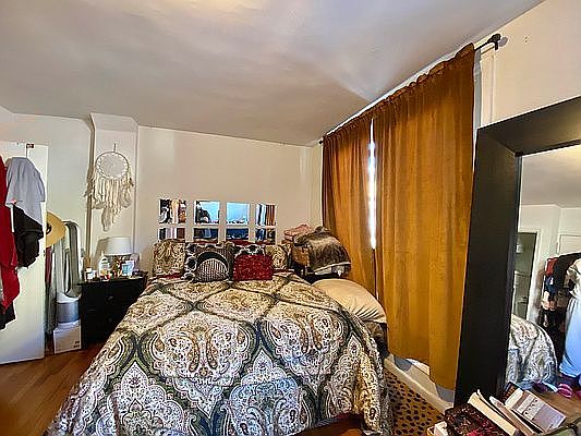 5th image of 60 W 85th St APT 4A