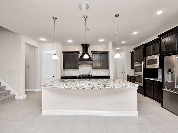 4th image of 8926 Leaning Hollow Ln