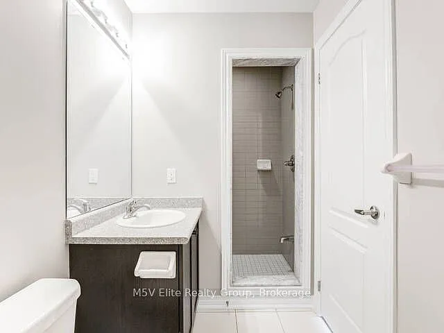 863 Cook Cres — Photo 24