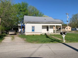 121 Red Rd, McMinnville, TN 37110