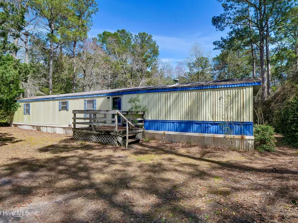 409 Pond View Circle, Hampstead, NC 28443