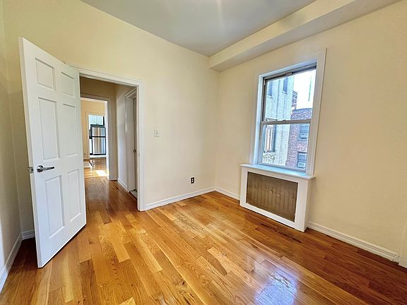 4th image of 163 E 36th St #5W