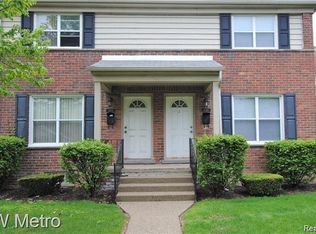 3250 Coolidge Hwy #4-25, Royal Oak, MI 48073