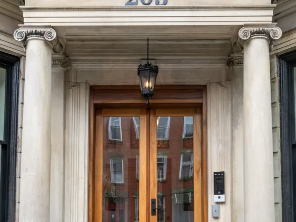 205 14th Street 1 image 2 of 23