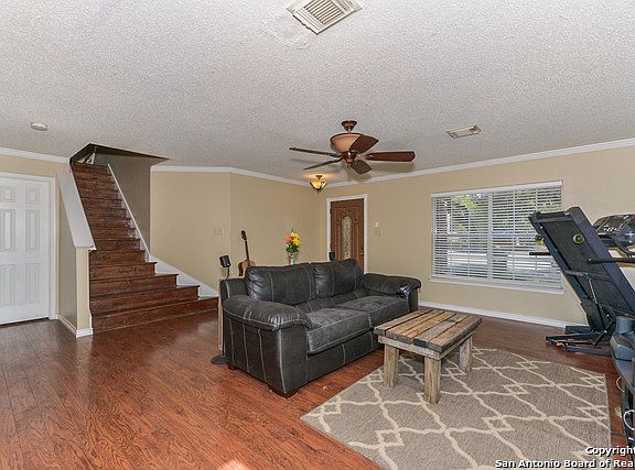 4th image of 9518 Winding Elm Pl