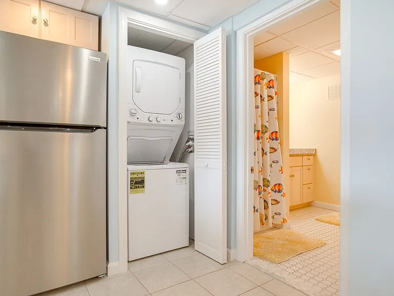 Laundry Room Cabinet