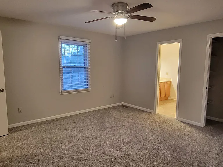 253 Chickering Rd — Photo 22