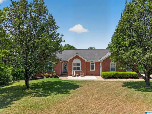 10 Laurel Cir SE, Jacksonville, AL 36265