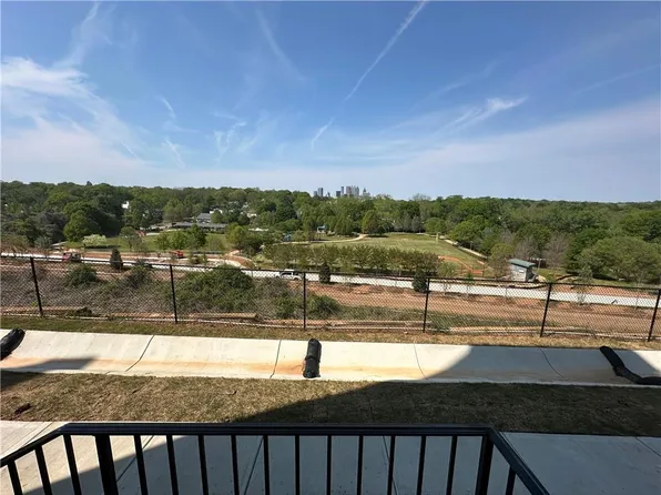 352 Skylar Way SE, Atlanta, GA 30315