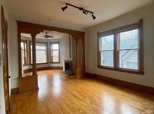 1128 N Winchester Ave #2F, Chicago, IL 60622