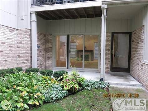 1st image of 29437 Laurel Dr #1