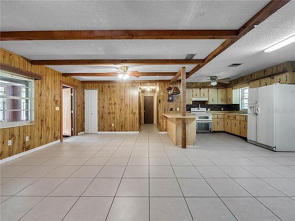 3rd image of 2891 Stone Ave