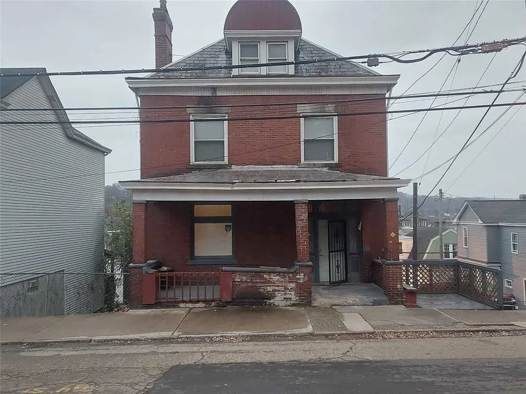 775 Boquet St photo 1