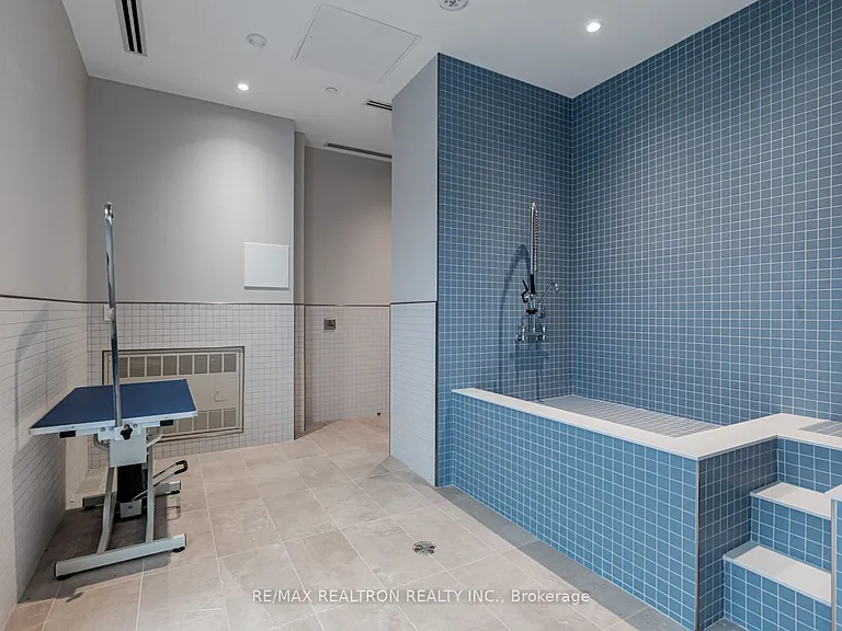 333 Sunseeker Ave #428 — Photo 35