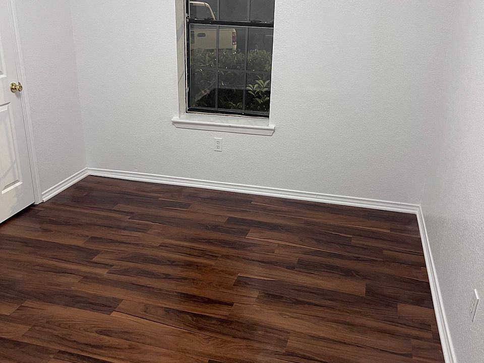 1st image of 1029 E Hickory St Unit B