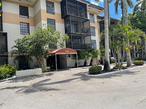 5530 NW 44th St #103C Photo 1