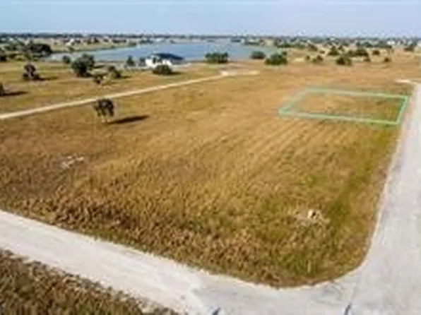 11 Dogwood Ln, Placida, FL 33946