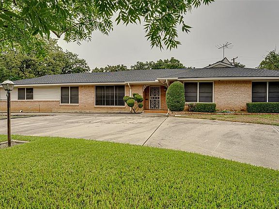 2nd image of 6001 Yolanda Dr