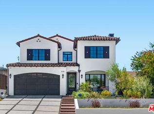 636 N Las Casas Ave, Pacific Palisades, CA 90272