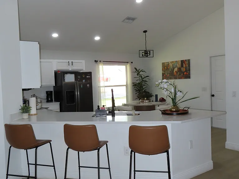 506 Pine Cone Dr — Photo 7