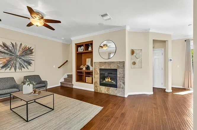 3 bed, 2.5 bath, 1575 sqft, $2,500 — Photo 4