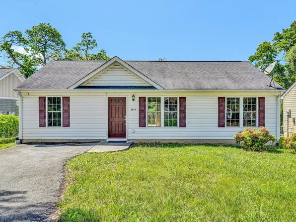 2614 Radford Rd NE, Roanoke, VA 24012