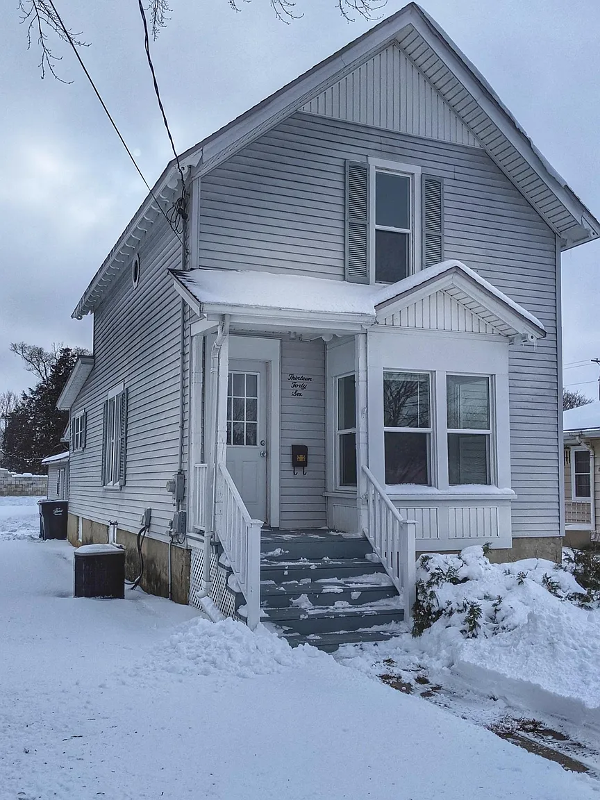 1346 Euclid Ave photo 1