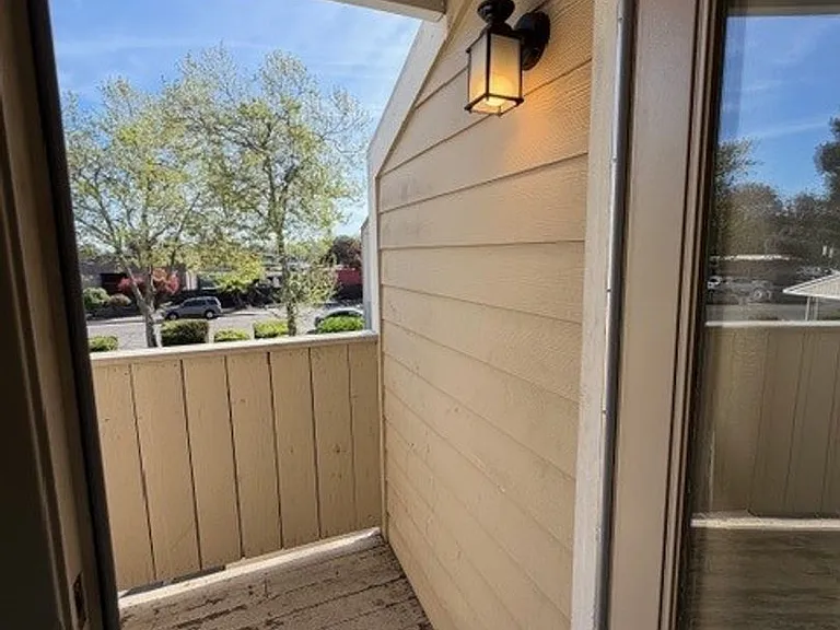 131 Alaska Ave — Photo 7