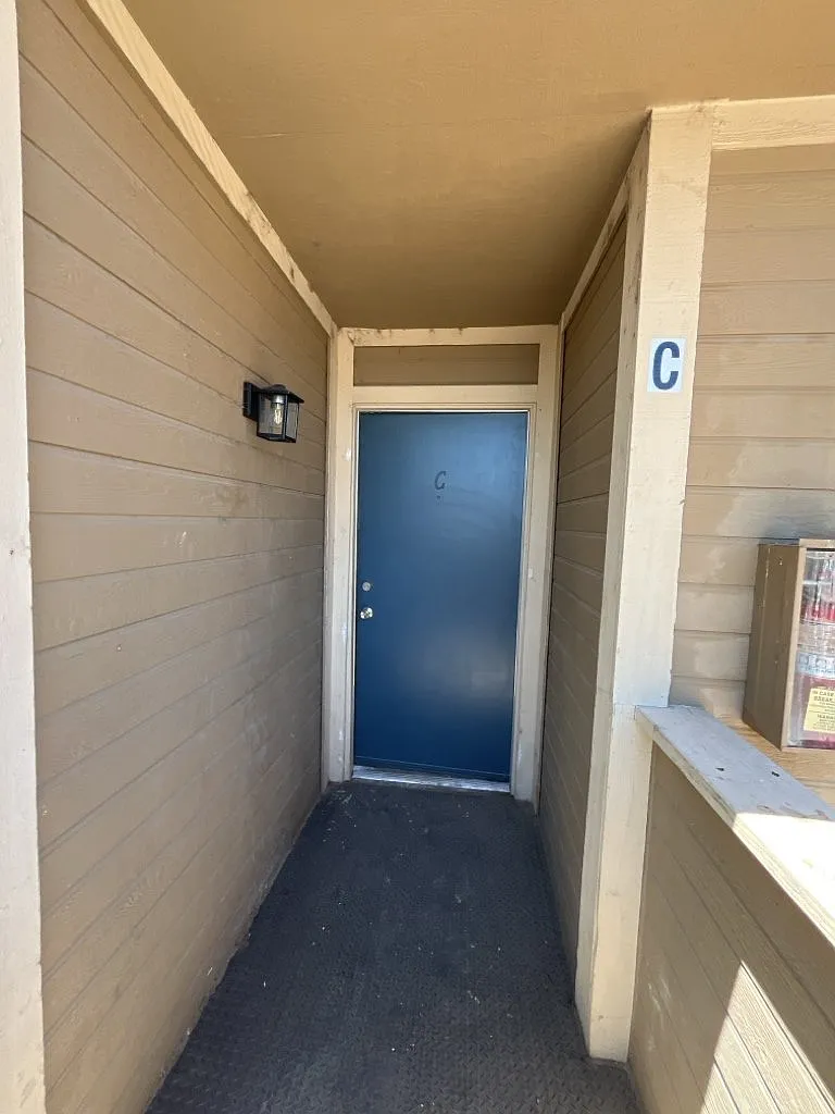 2 bed, 1.0 bath, 778 sqft, $975 — Photo 4