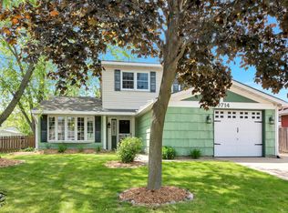 20714 S Frankfort Square Rd, Frankfort, IL 60423