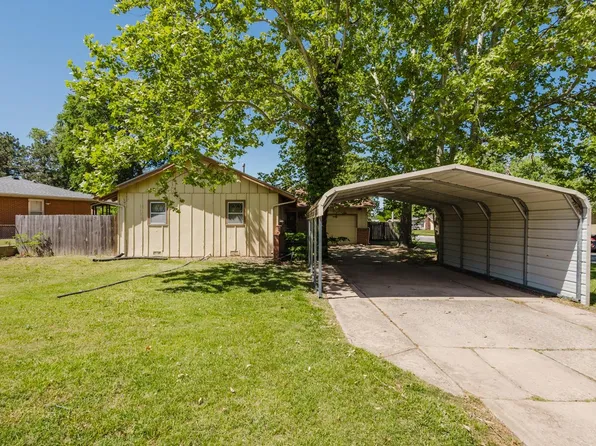 1001 S Eastmoor St, Wichita, KS 67207