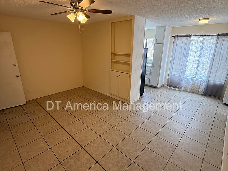 4221 Van Dyke Ave #7 — Photo 7
