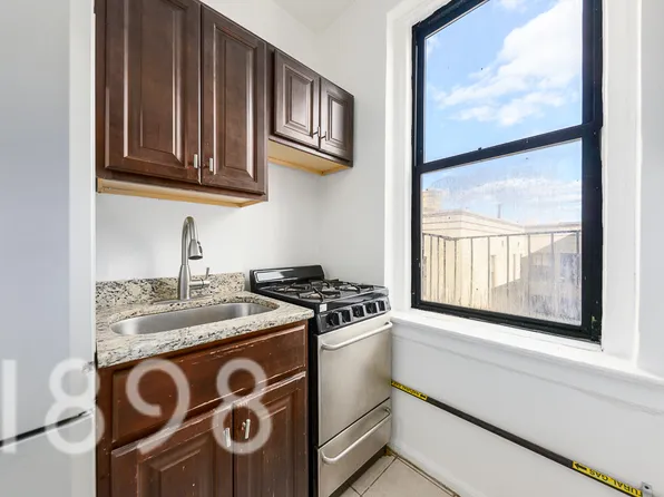 185 East 162nd Street image 1 of 5