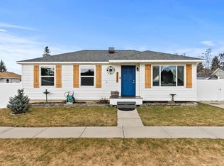 17423 E Coach Dr, Spokane Valley, WA 99016