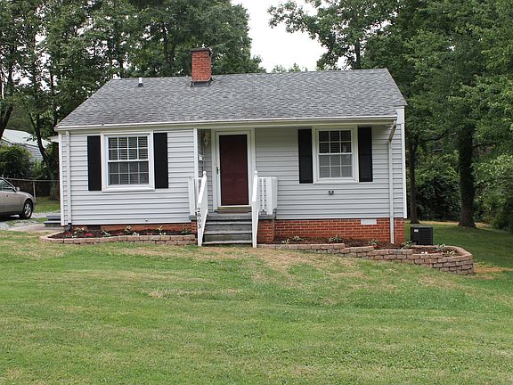 3rd image of 2803 Shady Lawn Dr