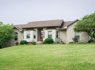 1008 Hawks Nest Ln, Lawrenceburg, KY 40342