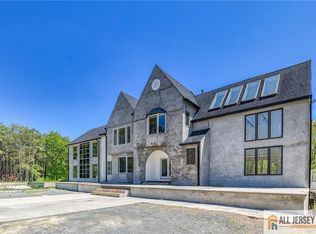 381 Monmouth Rd, Freehold, NJ 07728