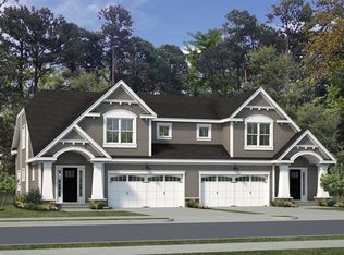 19 Park Ave, Groton, CT 06340