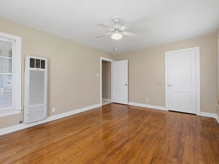 3908 Linden Ave — Photo 18