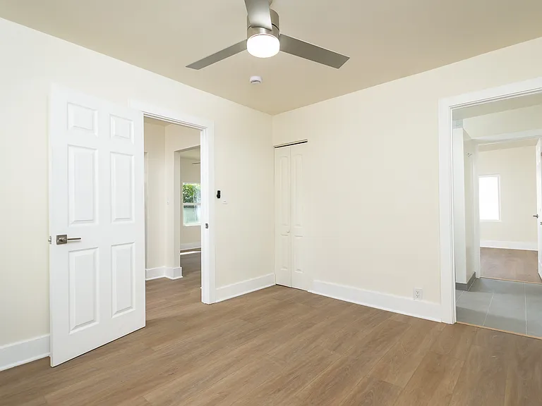 12652 Bradley Ave — Photo 8