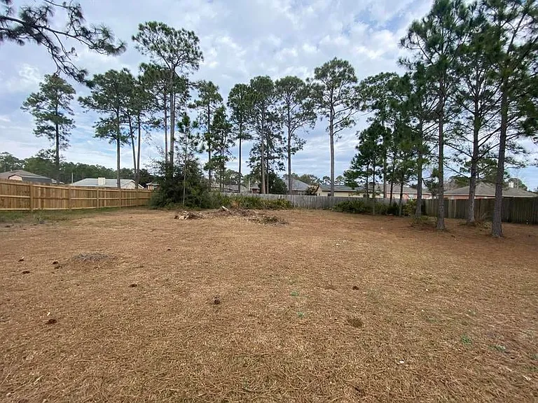 6728 Leisure St — Photo 32