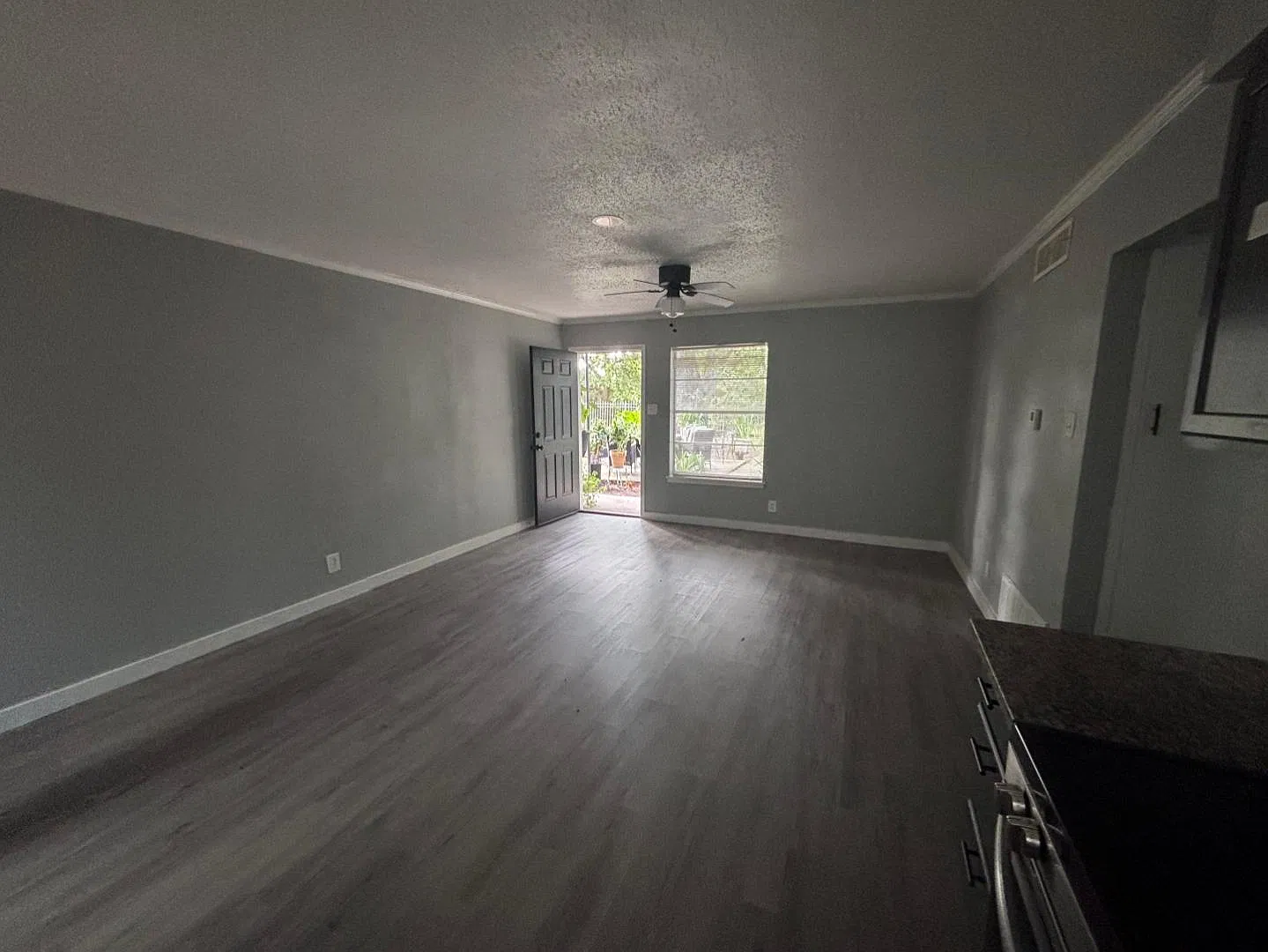 4218 J Street — Photo 3