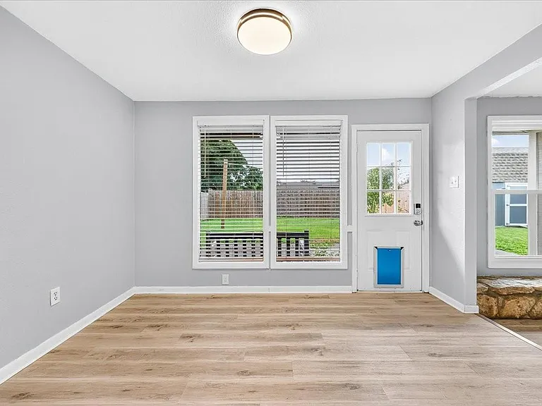 1749 Dawn Breeze Dr — Photo 12