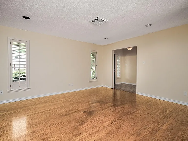 10631 Del Monte Dr — Photo 14