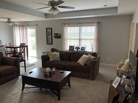 3rd image of 5332 Summercrest Dr