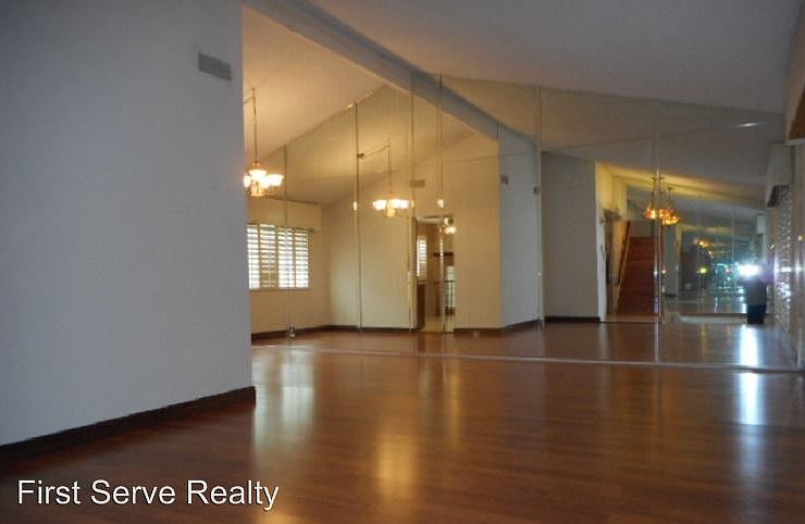 1st image of 3765 Duneville St
