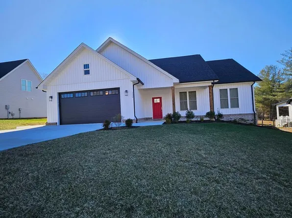 1534 Willow Oak Dr, Forest, VA 24551